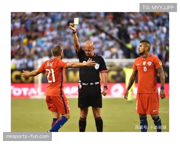 禁赛规则解析：黄牌累计与红牌停赛执行标准