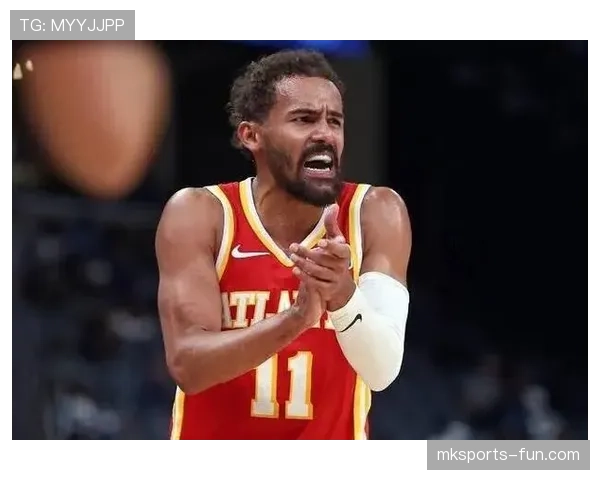 特雷·杨无球跑动减少，挡拆主导进攻效率下滑