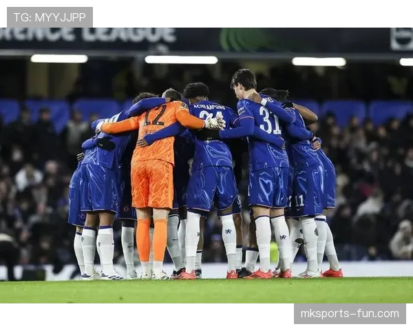 利物浦面对强强对话表现起伏，当前阶段稳定性问题对争冠形势产生影响